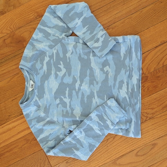 Athleta Other - Large Camo Blue and Gray Sweatshirt Athleta Girl Top Activewear Athletic